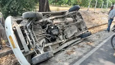 Alcaldía está al tanto del accidente de una buseta que presta el servicio de transporte escolar